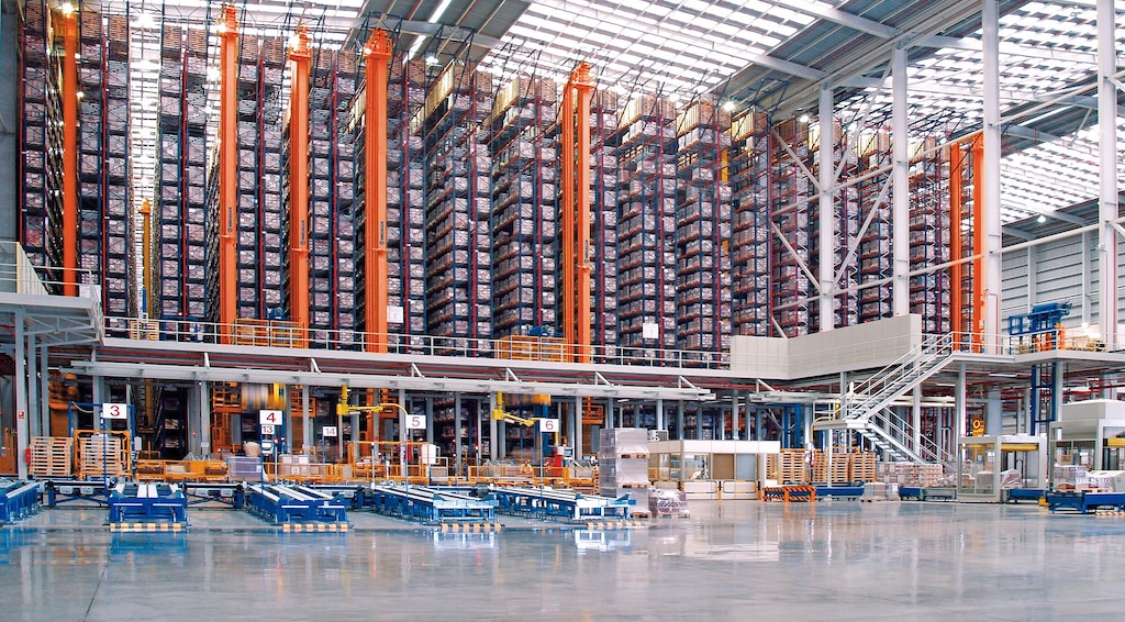 Automatiniai aukštųjų stelažų krautuvai padėklams