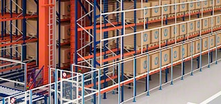 Saugos atitvarai apibrėžia aukštųjų stelažų krautuvų padėklams darbo zoną
