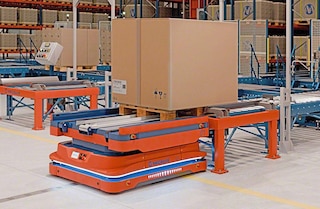 AMR yra lankstus ir išmanus vidaus transportavimo sprendimas