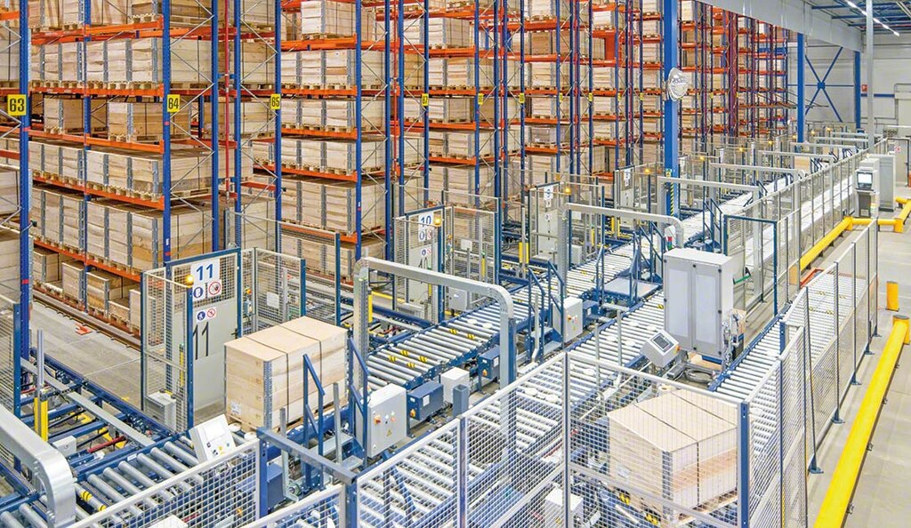 „IKEA“ supaprastino sandėliavimo logistikos procesus, naudodama automatines sistemas