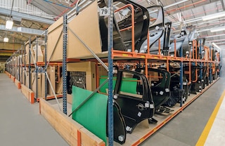 „Mecalux“ lentynos ilgiems kroviniams tinkamos įvairių tipų neįprastų matmenų gaminiams