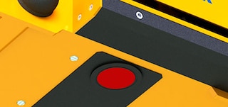 Shuttle vežimėlio arba šakinio krautuvo fiksavimo sistema