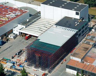 Sandėliuose iš stelažinių laikančiųjų konstrukcijų maksimaliai išnaudojamas esamas plotas