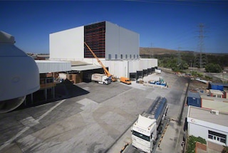 Pastato iš stelažinių laikančiųjų konstrukcijų statybos pabaiga