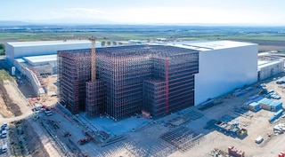 Stelažinės sandėlį laikančiosios konstrukcijos (Silo)